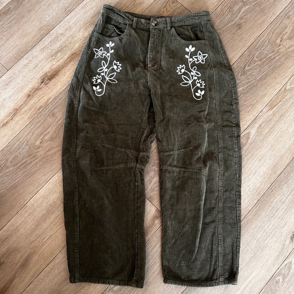Jacquie The Label Olive Green Corduroy Floral Embroidered Barrel Leg Pants L